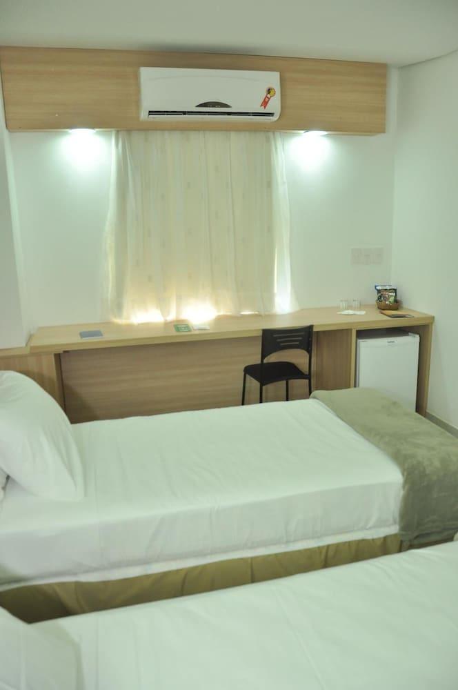 Hotel Express Arrey - 테레시나 외부 사진